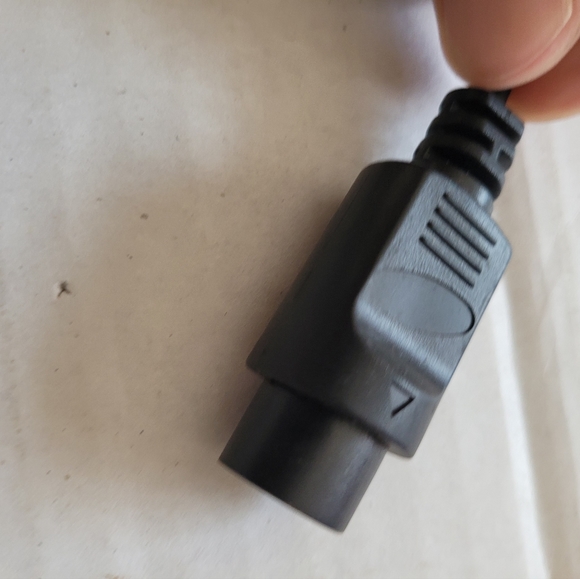 Retro Bit N64 Controller "Solid Black" - Picture 5 of 6